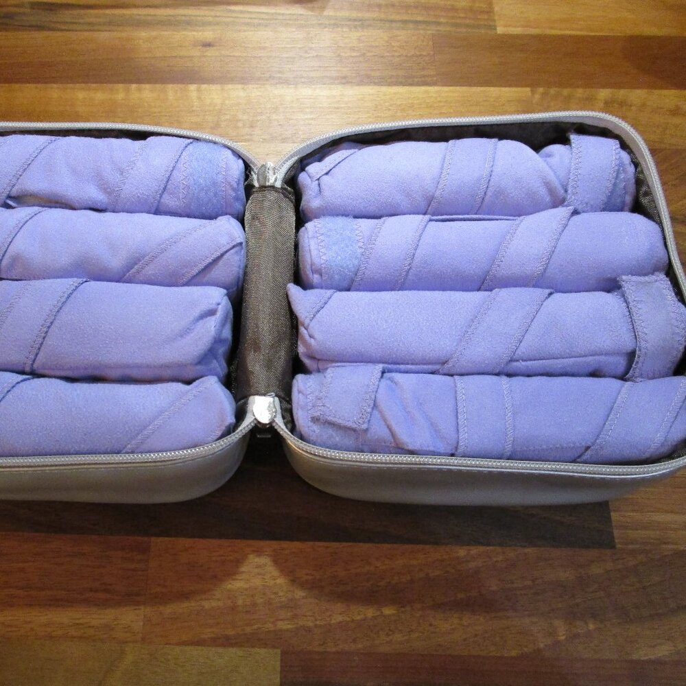 Monat Sleep In Rollers Limited Edition 8 count New W/case